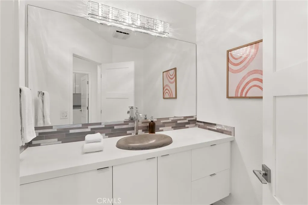 53245 Avenida Martinez, La Quinta, California 92253 home-pic-24