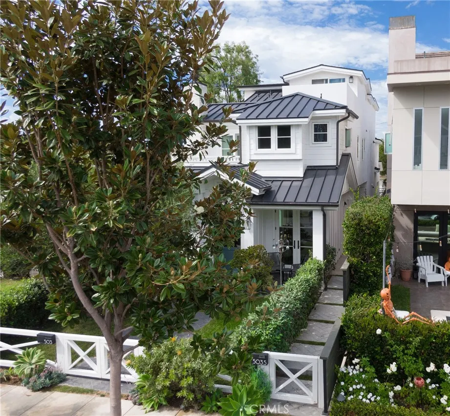503 503.5 Poinsettia, Corona Del Mar, California 92625 home-pic-0