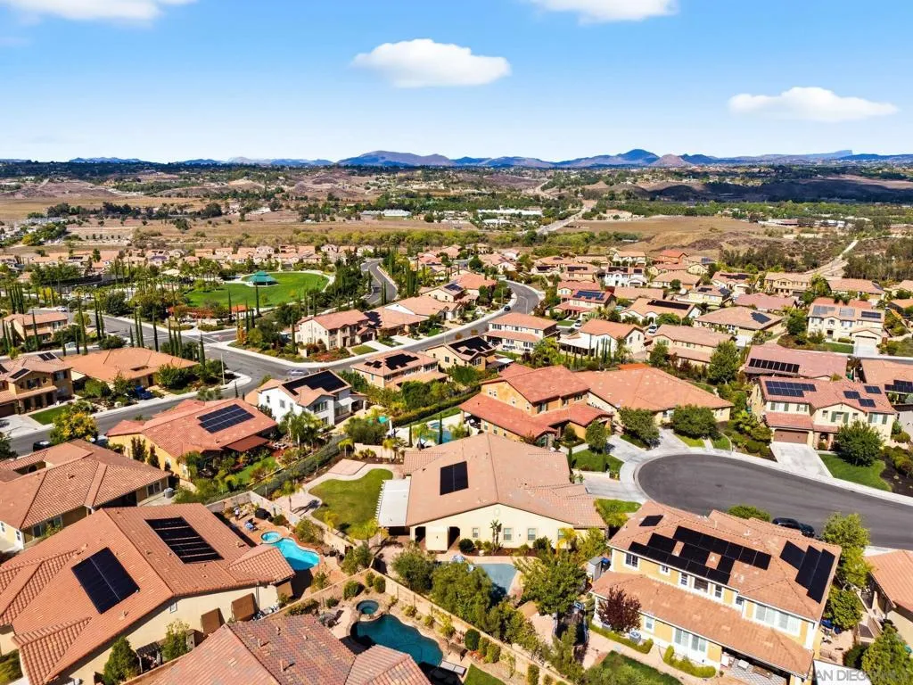 34491 Piocho Ct, Temecula, California 92592 home-pic-57
