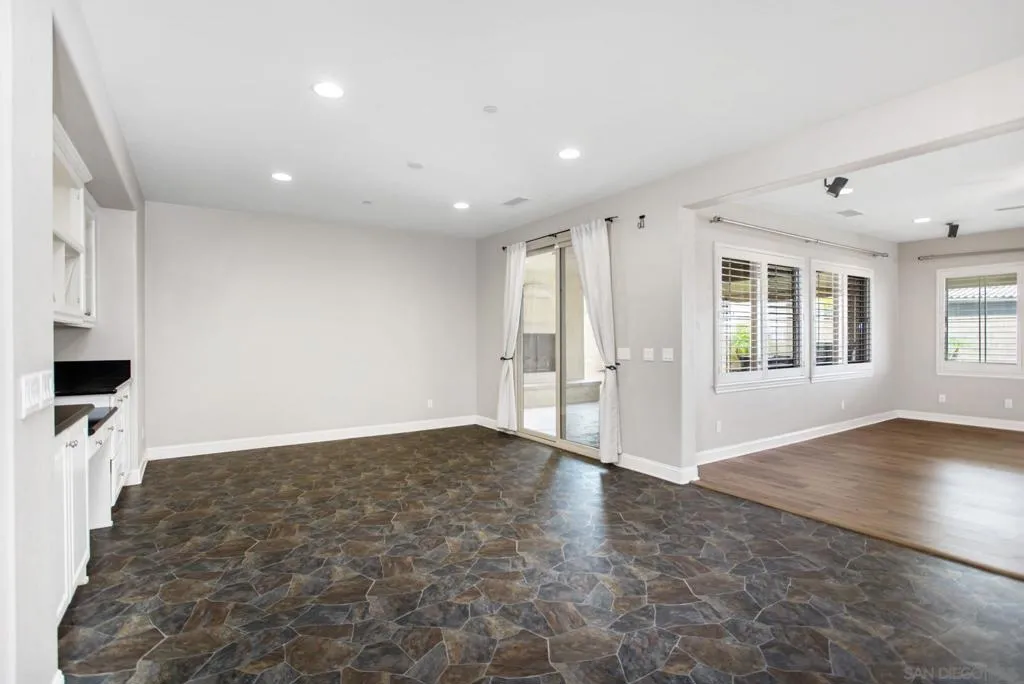 34491 Piocho Ct, Temecula, California 92592 home-pic-14