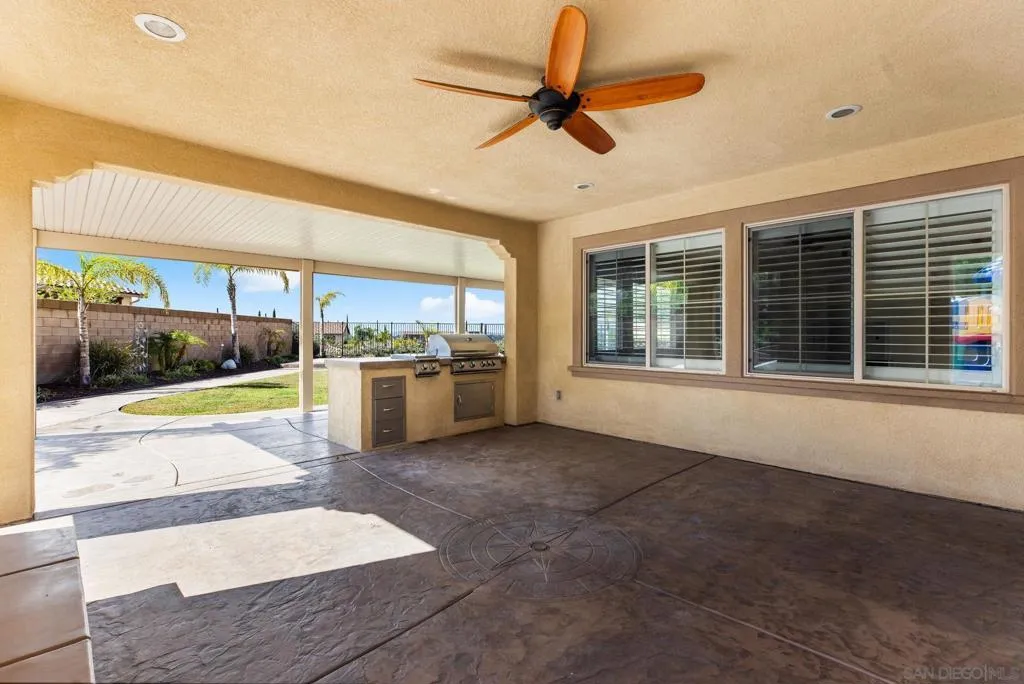34491 Piocho Ct, Temecula, California 92592 home-pic-40