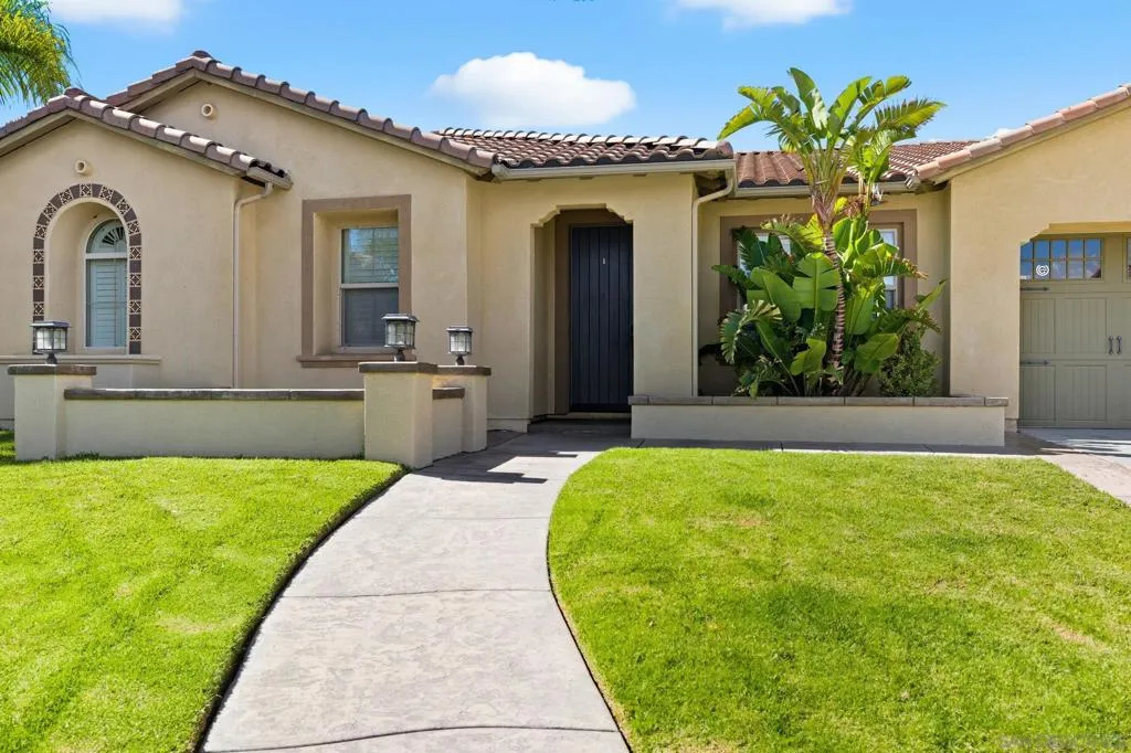 34491 Piocho Ct, Temecula, California 92592 home-pic-3