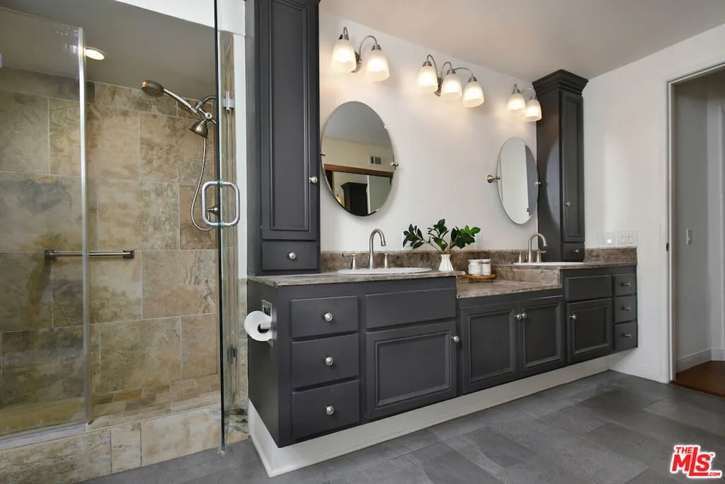 10409 Riverside Drive 204, Toluca Lake, California 91602 home-pic-24