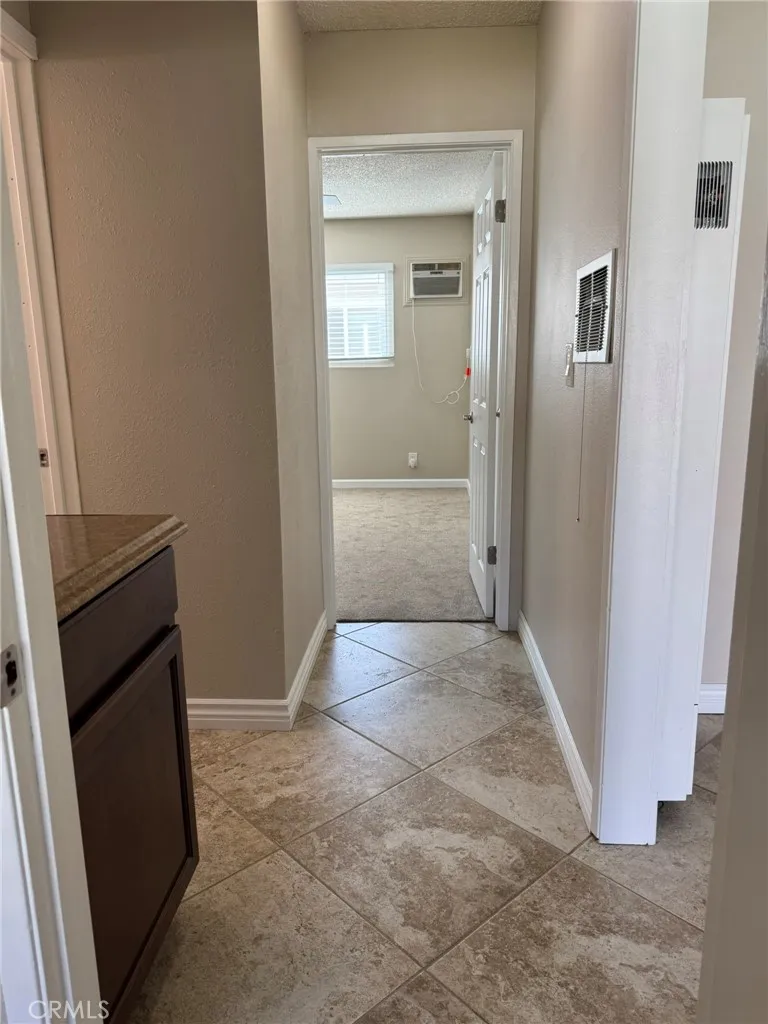 150 E Lakeshore Drive 14, Lake Elsinore, California 92530 home-pic-12