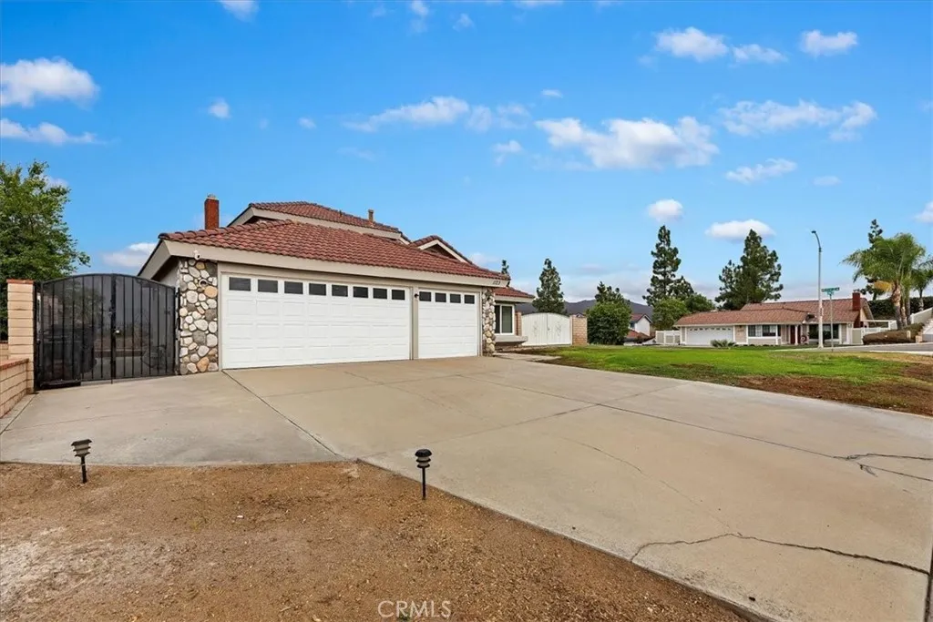 1123 Tolkien, Riverside, California 92506 home-pic-7