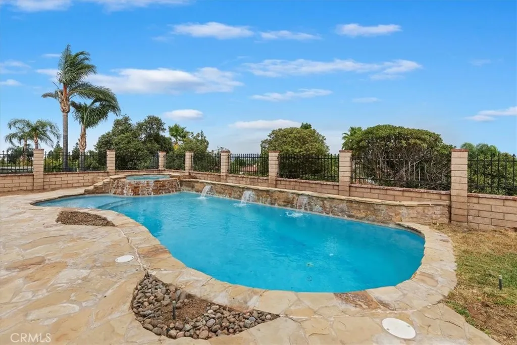 1123 Tolkien, Riverside, California 92506 home-pic-39