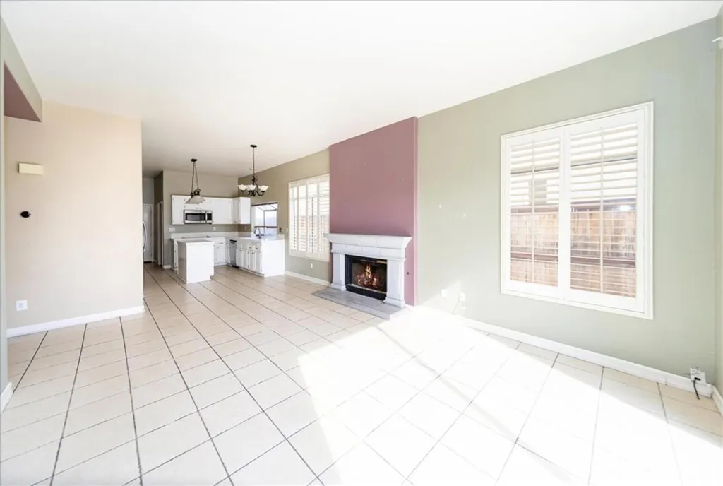 39712 Corte Sta Barbara, Murrieta, California 92563 home-pic-23