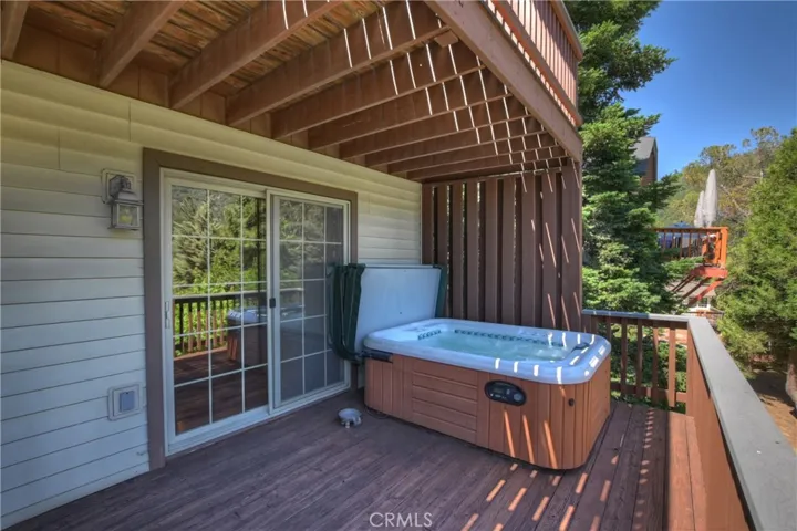 Jacuzzi on deck 2 downstairs