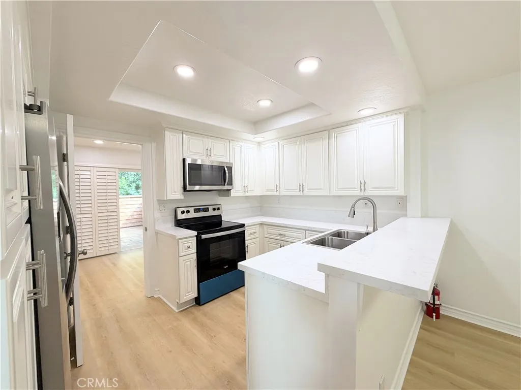 61 Ashbrook, Irvine, California 92604 home-pic-15