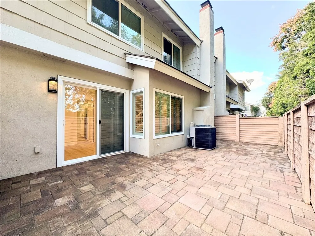 61 Ashbrook, Irvine, California 92604 home-pic-39