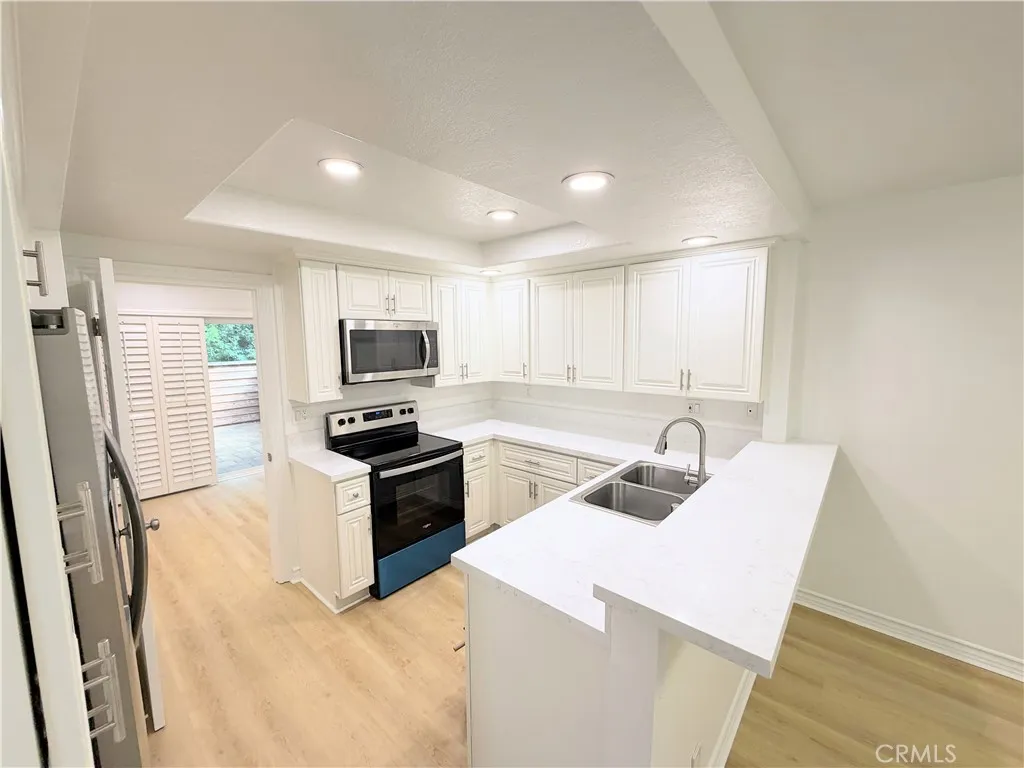 61 Ashbrook, Irvine, California 92604 home-pic-21