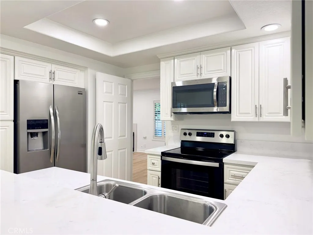 61 Ashbrook, Irvine, California 92604 home-pic-31