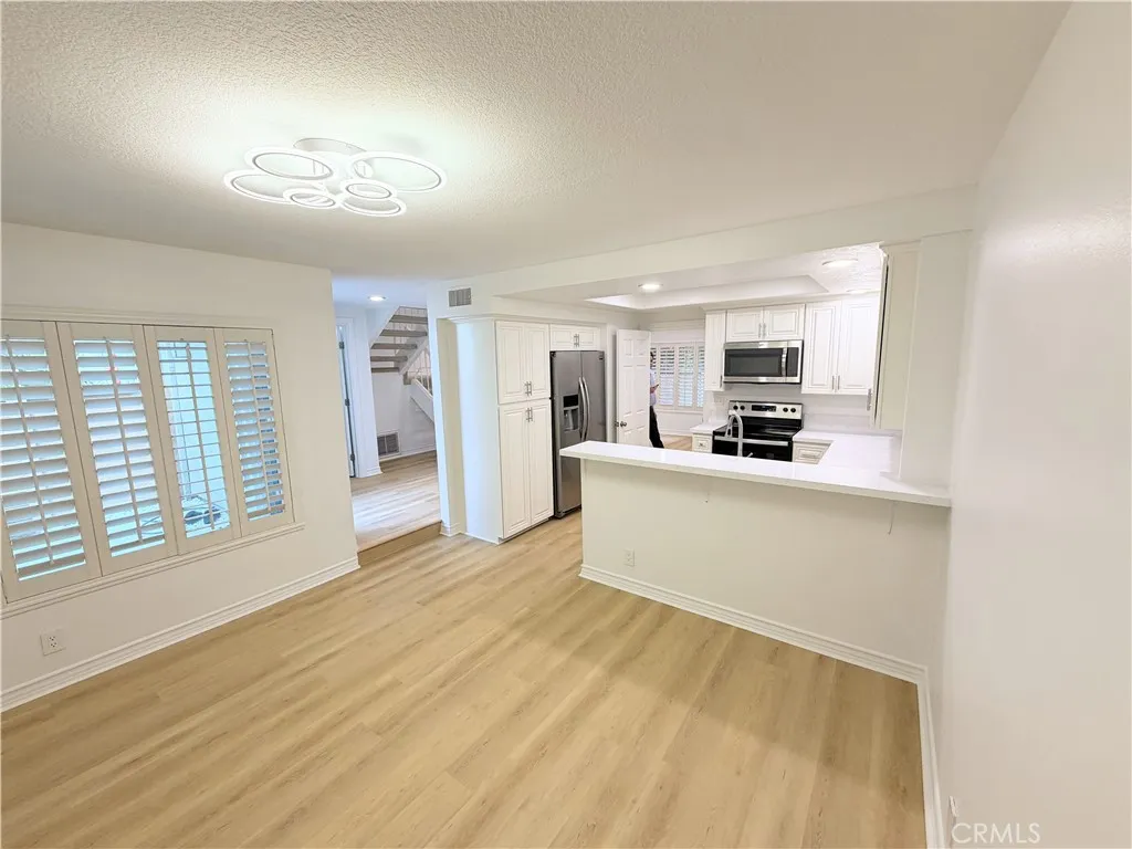 61 Ashbrook, Irvine, California 92604 home-pic-20