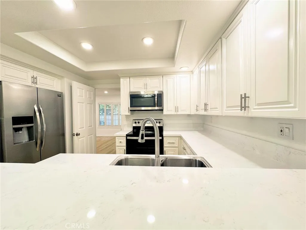 61 Ashbrook, Irvine, California 92604 home-pic-32