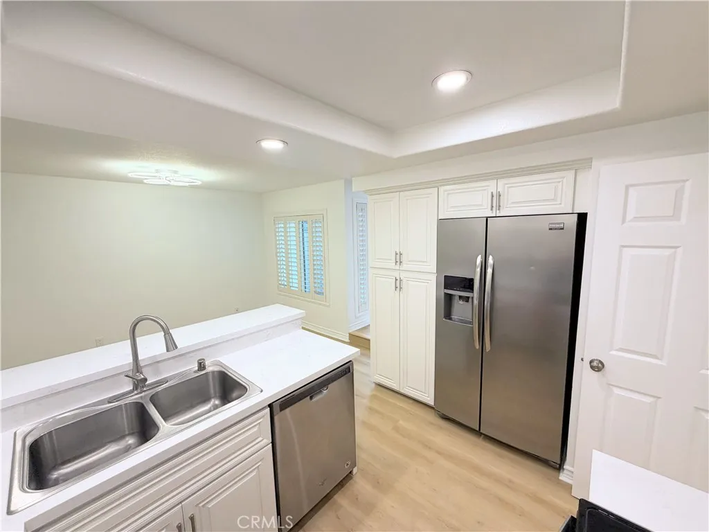 61 Ashbrook, Irvine, California 92604 home-pic-18
