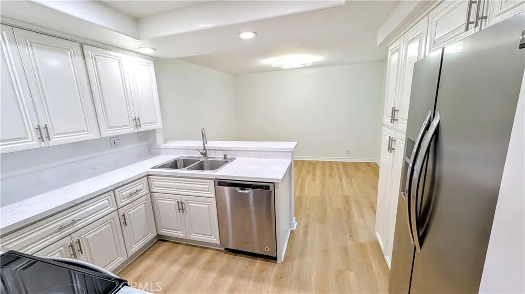 61 Ashbrook, Irvine, California 92604 home-pic-71