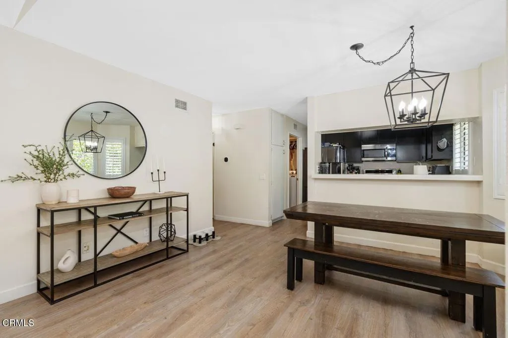 1251 Mission Verde Drive, Camarillo, California 93012 home-pic-3