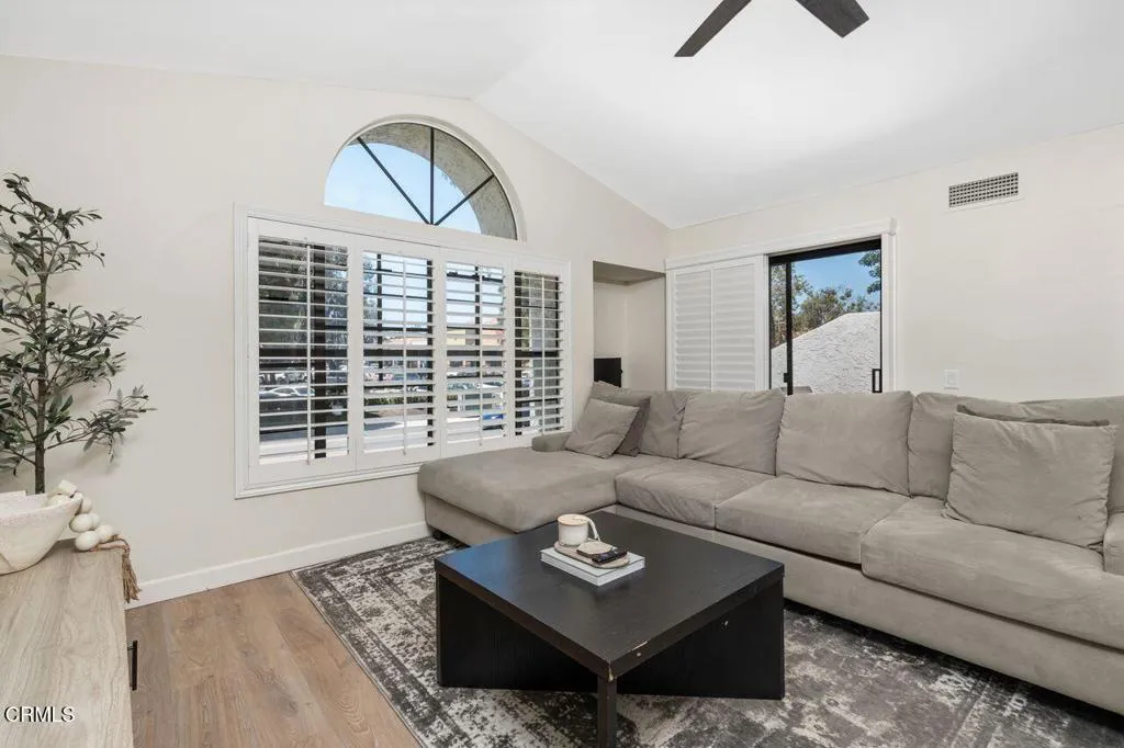 1251 Mission Verde Drive, Camarillo, California 93012 home-pic-1