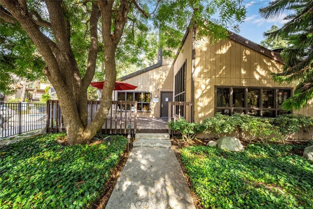 7890 E Spring St.  home-pic-30