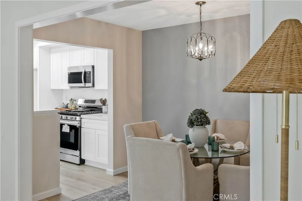 92 Clearbrook, Irvine, California 92614 home-pic-20