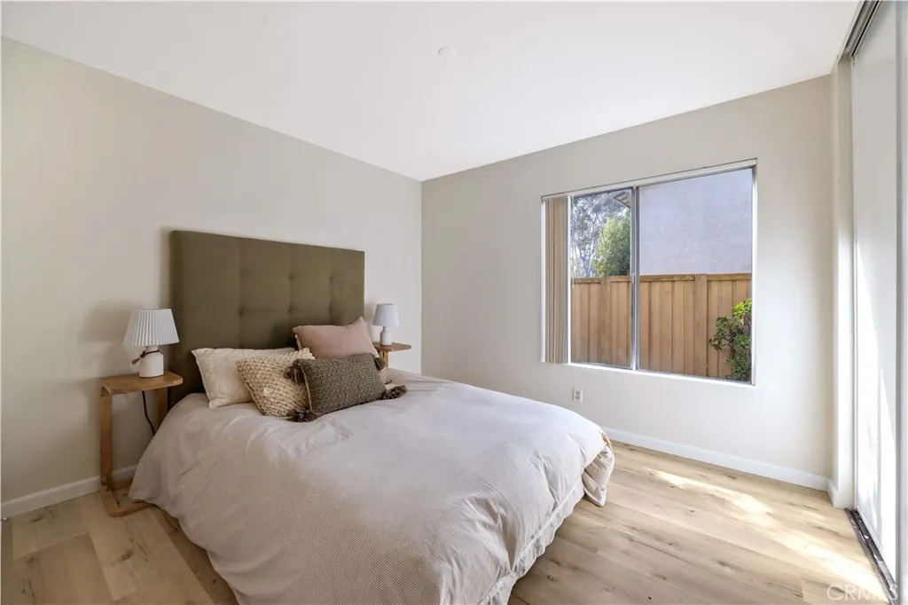 92 Clearbrook, Irvine, California 92614 home-pic-15