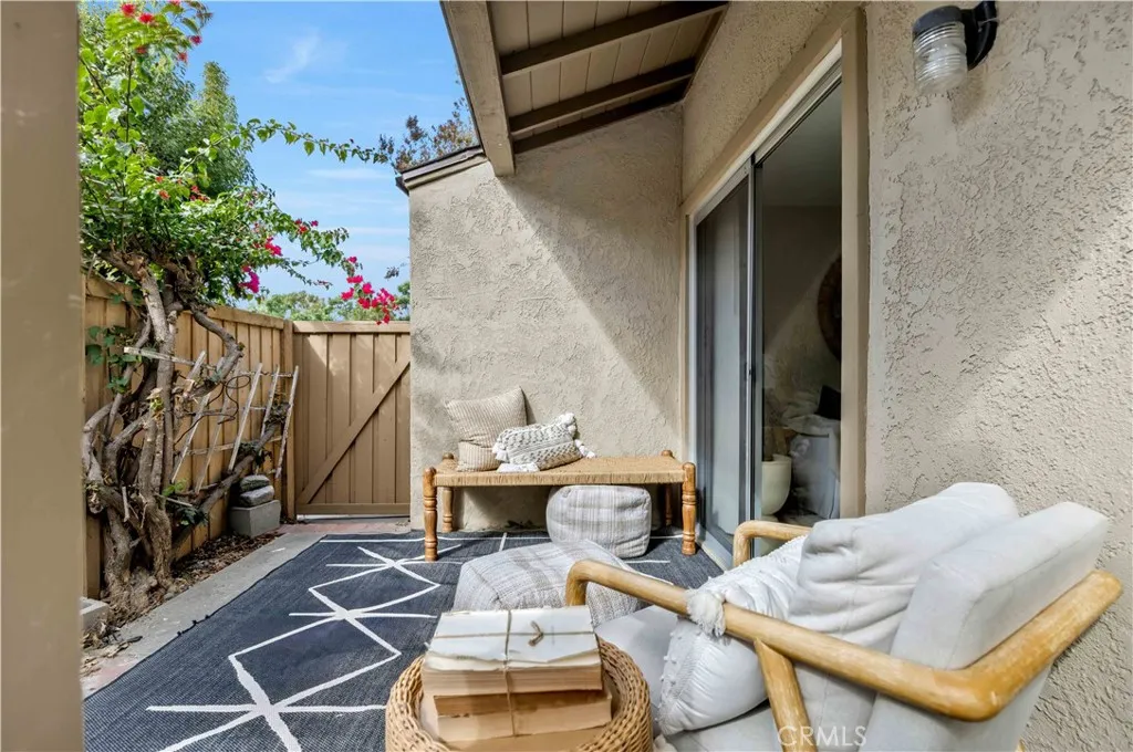 92 Clearbrook, Irvine, California 92614 home-pic-22