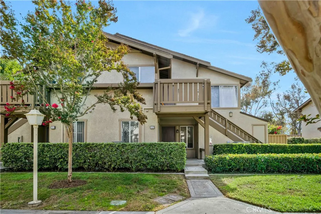 92 Clearbrook, Irvine, California 92614 home-pic-4
