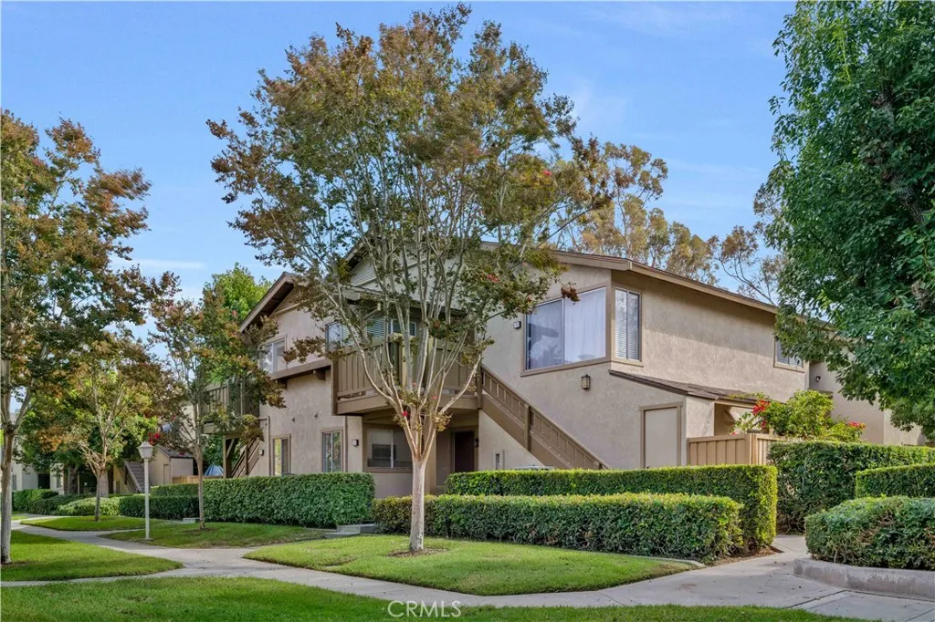 92 Clearbrook, Irvine, California 92614 home-pic-0