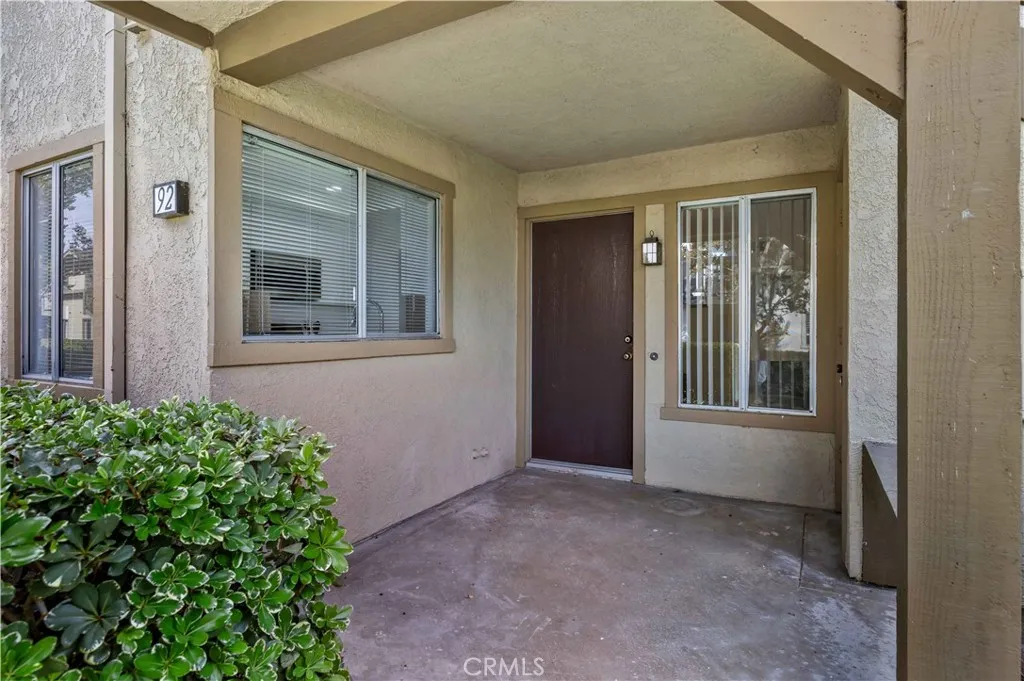 92 Clearbrook, Irvine, California 92614 home-pic-6