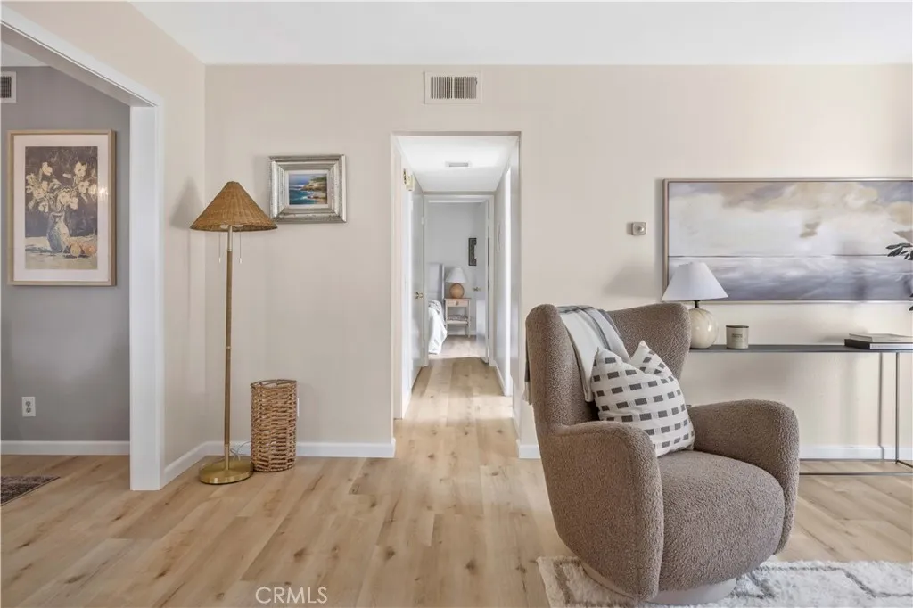 92 Clearbrook, Irvine, California 92614 home-pic-9