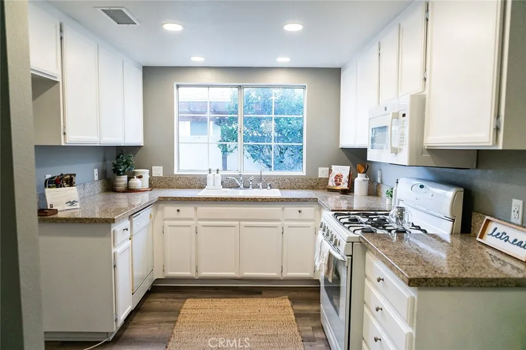6166 Orange, Cypress, California 90630 home-pic-7
