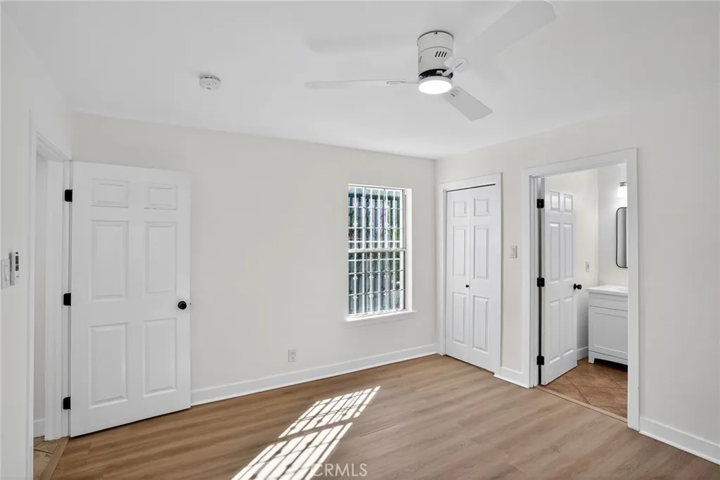 1555 W 59th, Los Angeles, California 90047 home-pic-11