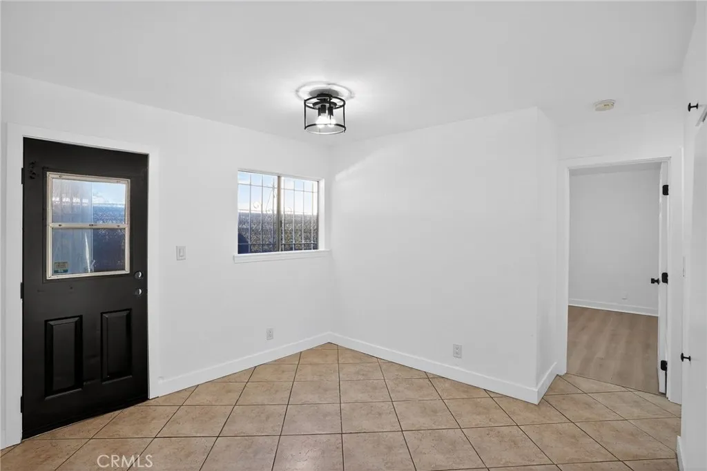 1555 W 59th, Los Angeles, California 90047 home-pic-6