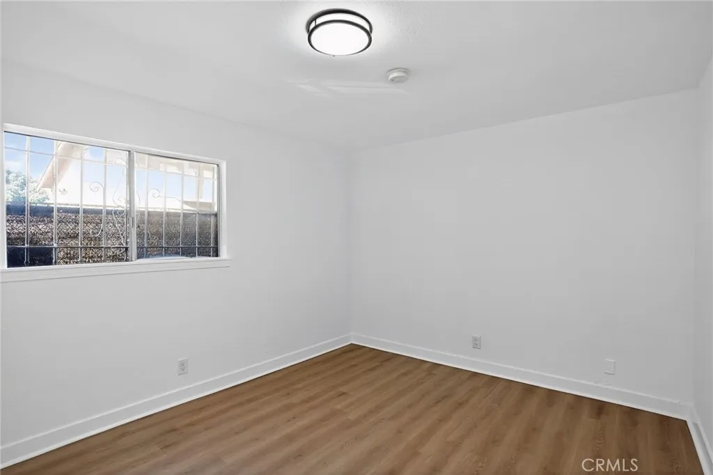 1555 W 59th, Los Angeles, California 90047 home-pic-7