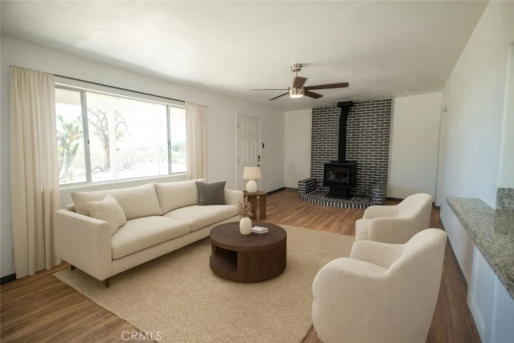 7134 Pawnee, Yucca Valley, California 92284 home-pic-2