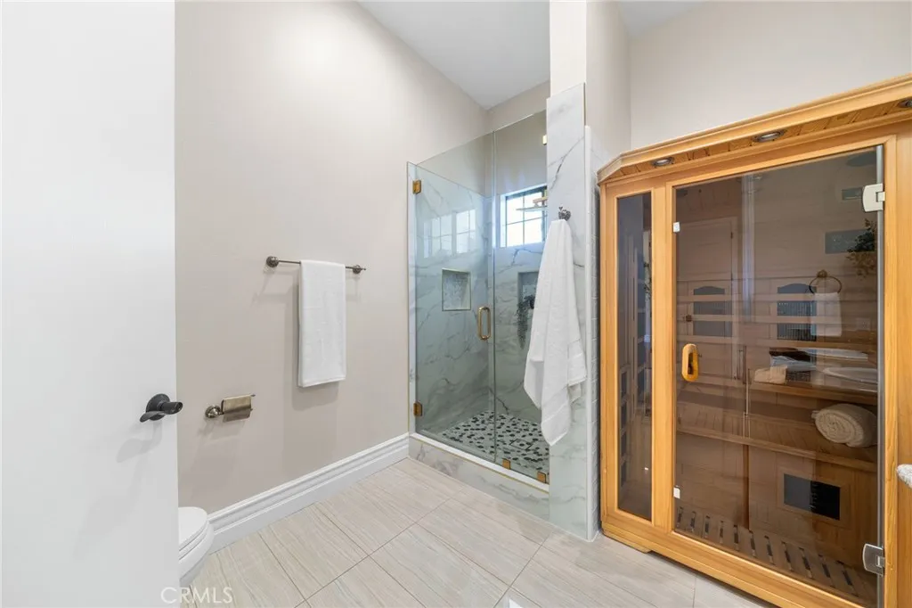 2487 Cliff Road, Upland, California 91784 home-pic-17