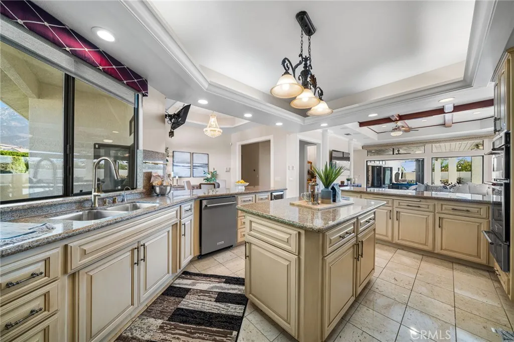 2487 Cliff Road, Upland, California 91784 home-pic-30
