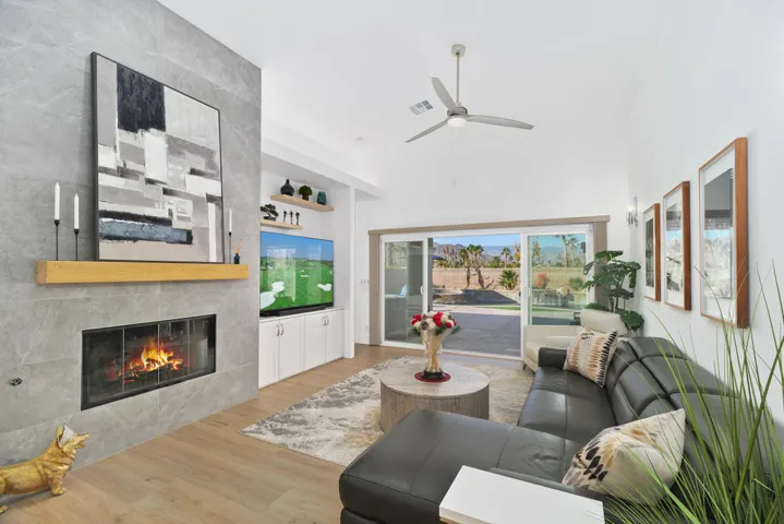 45703 Crosswater - Great Room