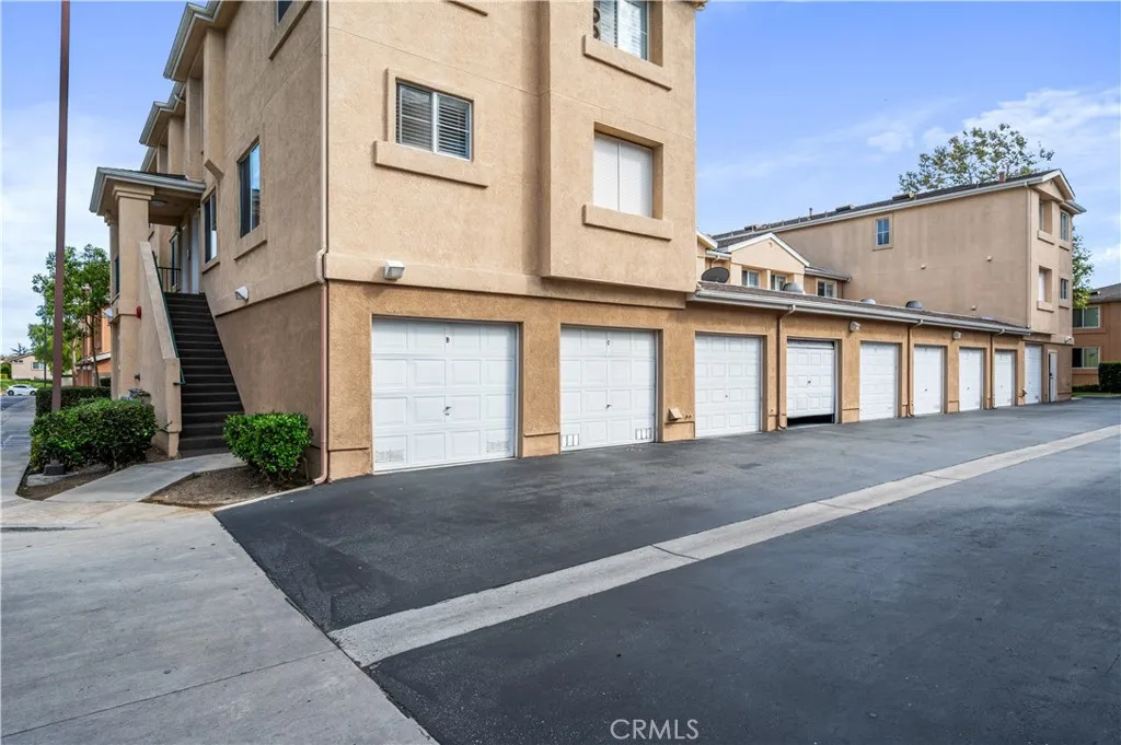 1008 S Harbor Heights Drive B, Harbor City, California 90710 home-pic-35