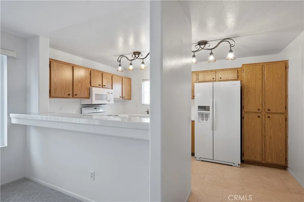 1008 S Harbor Heights Drive B, Harbor City, California 90710 home-pic-8