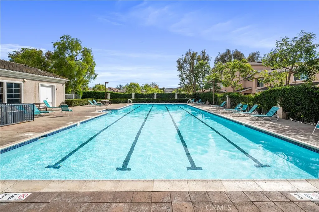 1008 S Harbor Heights Drive B, Harbor City, California 90710 home-pic-39