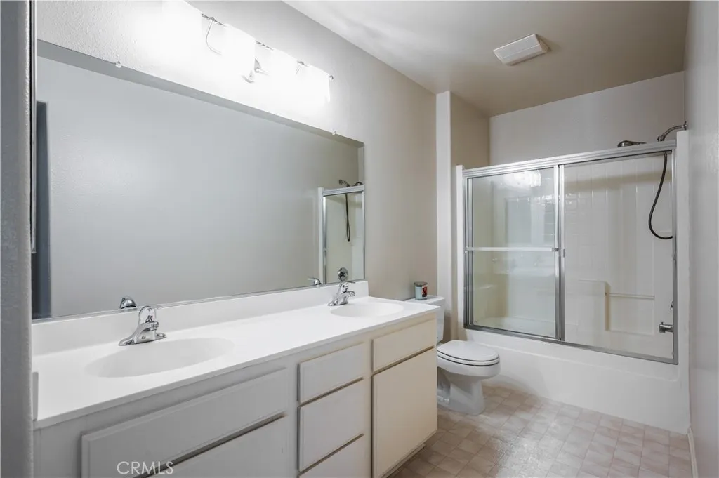 1008 S Harbor Heights Drive B, Harbor City, California 90710 home-pic-26