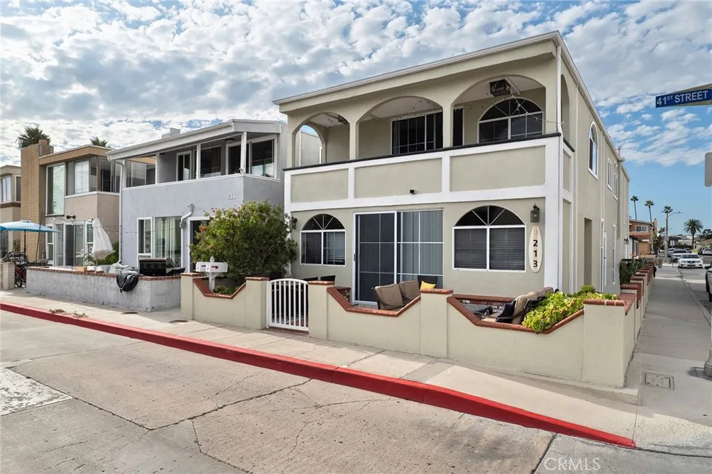 213 41st, Newport Beach, California 92663 home-pic-0