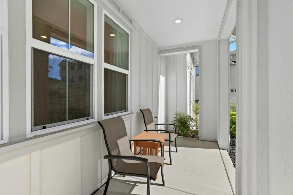 6376 Paysar Lane, Gilroy, California 95020 home-pic-1