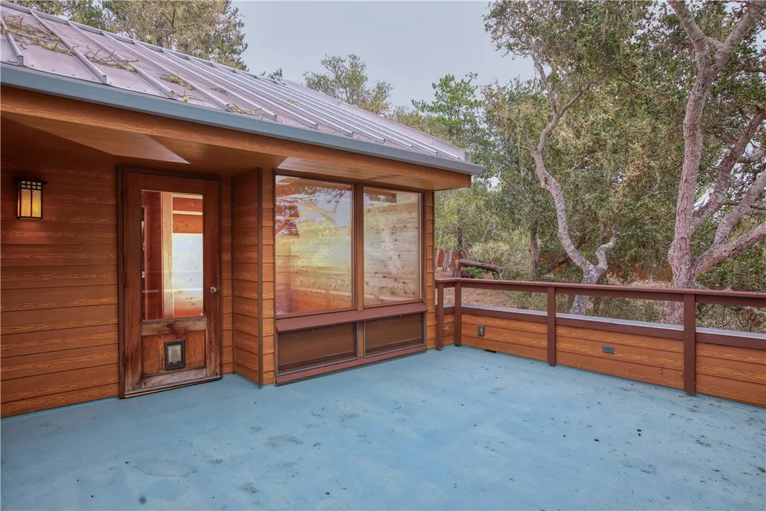 1021 Hillcrest, Cambria, California 93428 home-pic-36