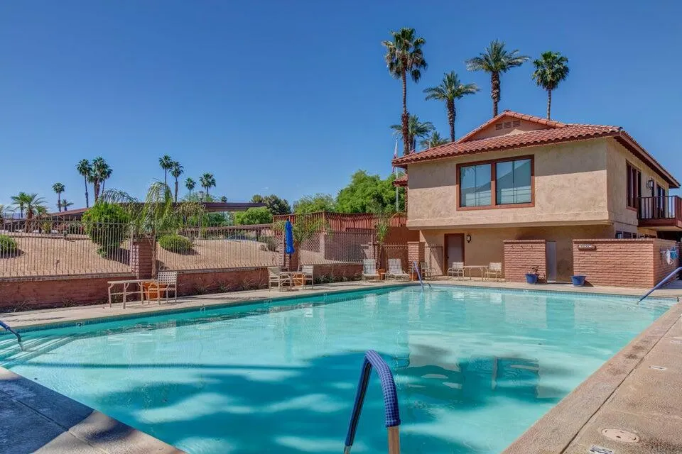 89 La Ronda Drive, Rancho Mirage, California 92270 home-pic-37