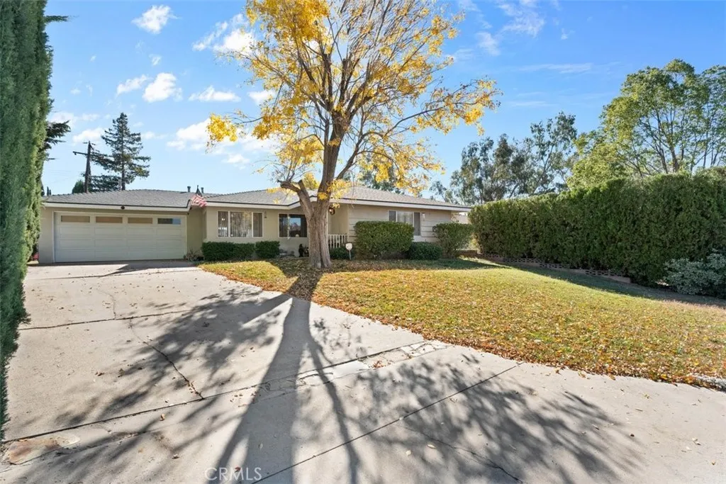 11757 Auburn, Yucaipa, California 92399 home-pic-2