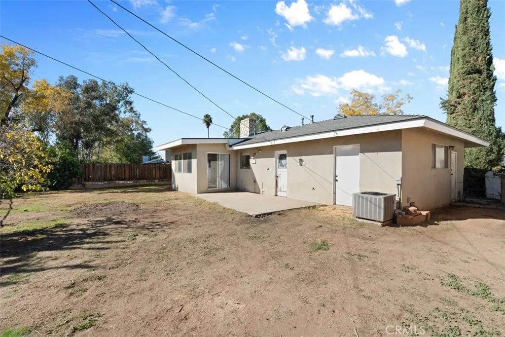 11757 Auburn, Yucaipa, California 92399 home-pic-22
