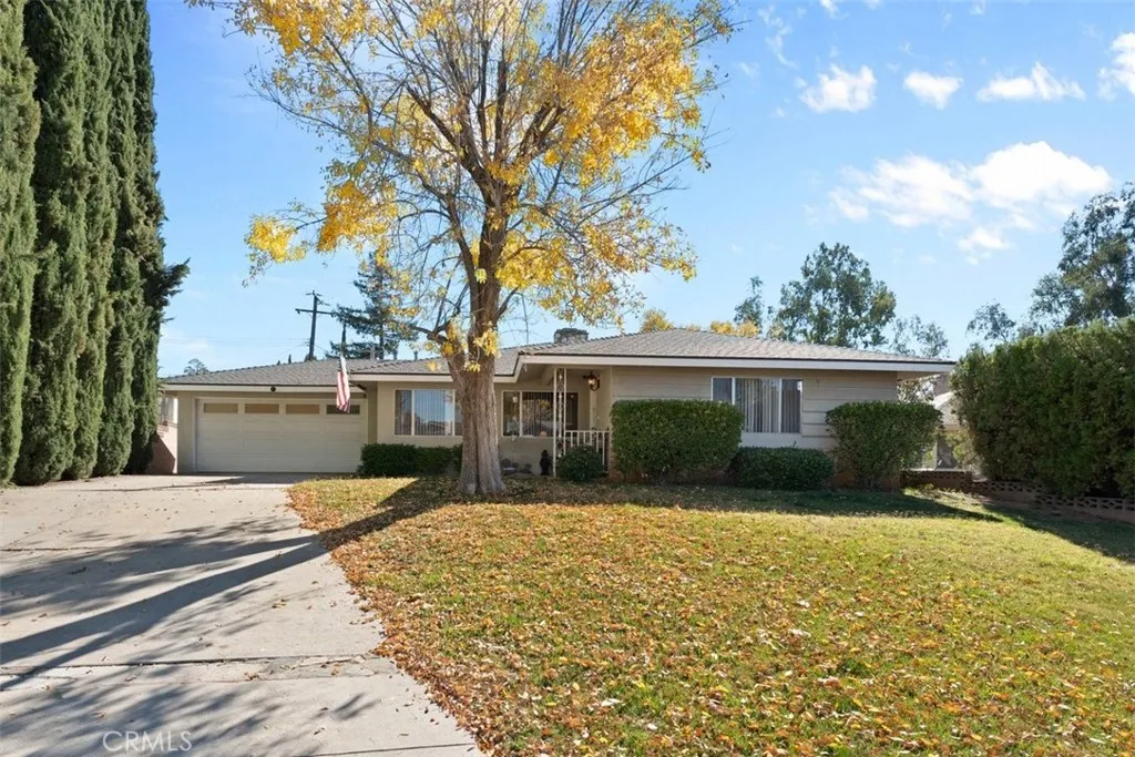 11757 Auburn, Yucaipa, California 92399 home-pic-31