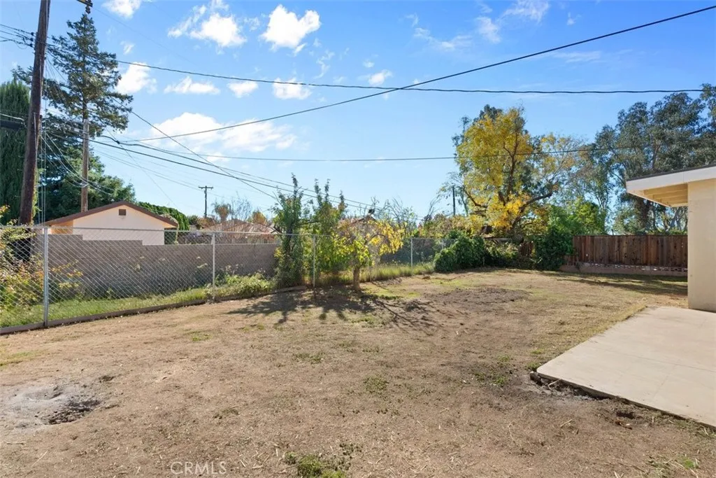 11757 Auburn, Yucaipa, California 92399 home-pic-24